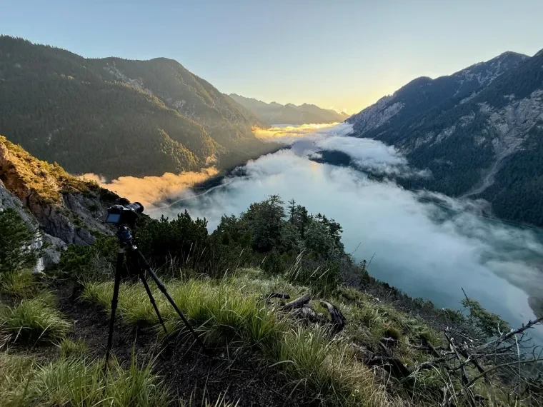 Landschaft – Plansee,Tirol,Österreich, See,Berge, Nebel,Sonnenaufgang,Dramatisch, Sommer