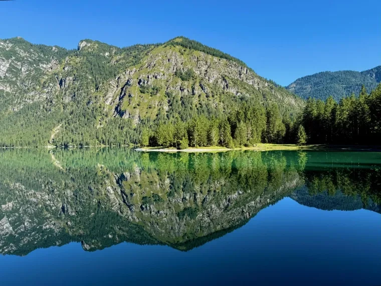 Landschaft – Heiterwanger See,Tirol,Österreich, See,Berge, Spiegelung,Malerisch, Sommer