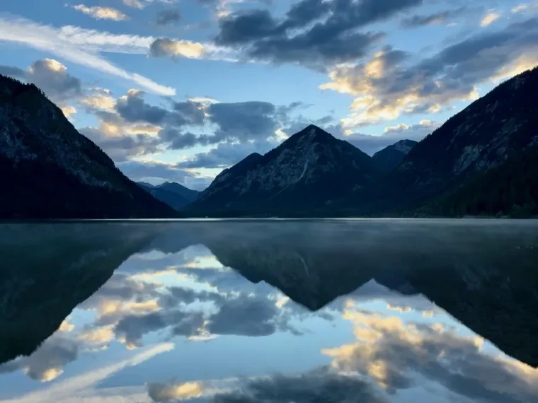 Landschaft – Heiterwanger See,Tirol,Österreich, See,Berge, Spiegelung,Sonnenuntergang,Malerisch, Herbst