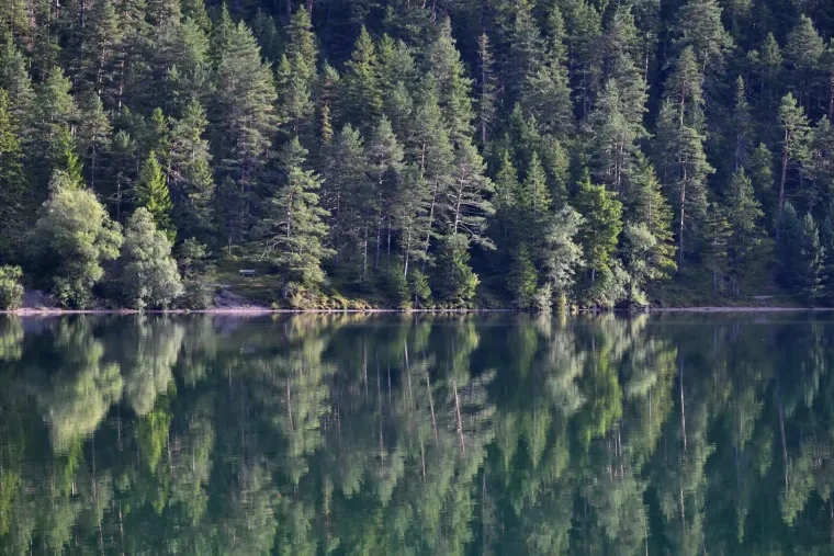 Landschaft – Heiterwanger See,Tirol,Alpen, See, Spiegelung,Malerisch, Herbst
