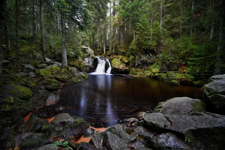Landschaft – Krai-Woog-Gumpen,Schwarzwald, Wasserfall, Malerisch,Mystisch, Herbst
