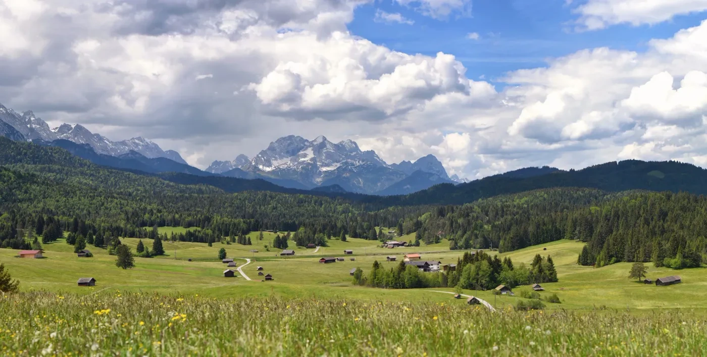 Landschaft – Garmisch Partenkirchen, Wiese, Malerisch,Idyllisch, Frühling