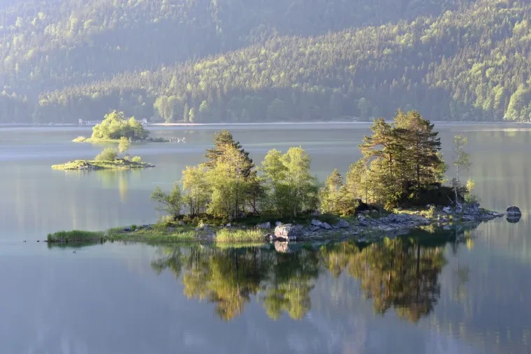 Landschaft – Garmisch Partenkirchen,Eibsee, See, Malerisch, Frühling