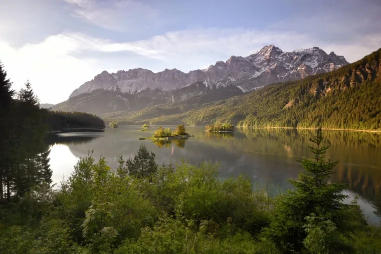 Landschaft – Garmisch Partenkirchen,Eibsee,Zugspitze, See, Malerisch, Frühling