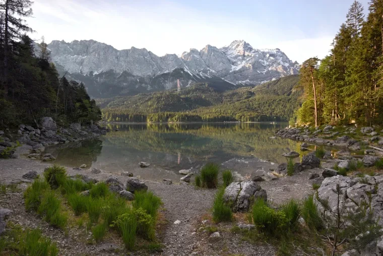Landschaft – Garmisch Partenkirchen,Eibsee,Zugspitze, See, Malerisch, Frühling
