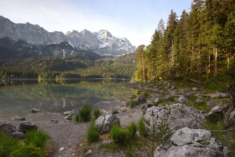 Landschaft – Garmisch Partenkirchen,Eibsee,Zugspitze, See, Malerisch, Frühling