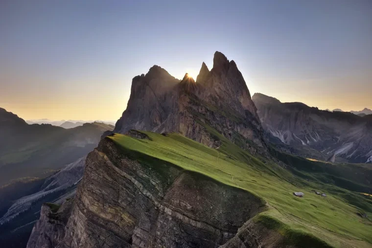 Landschaft – Dolomiten,Alpen,Seceda, Gebirge, Sonnenaufgang,Dramatisch,Malerisch, Sommer