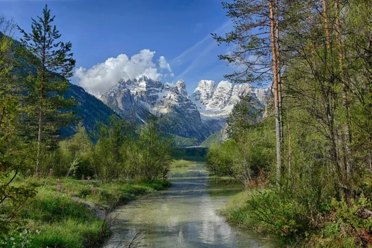 Landschaft – Dolomiten, Flusslandschaft, Malerisch, Frühling
